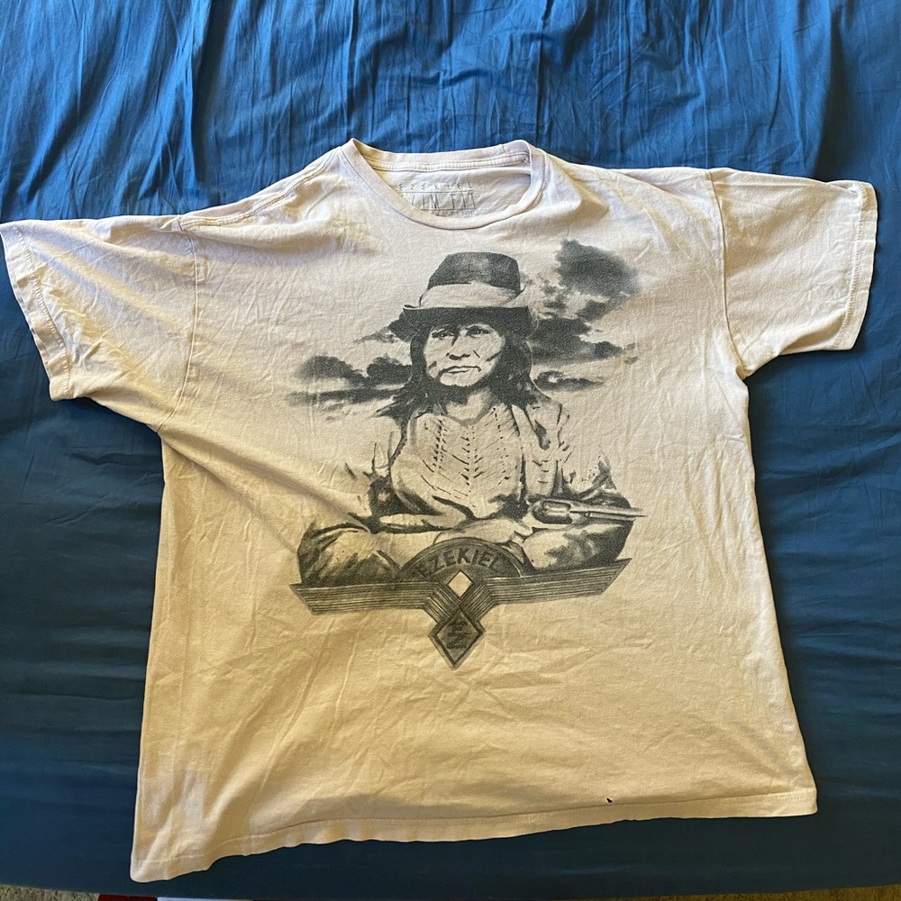 Ezekiel skate t-shirt
